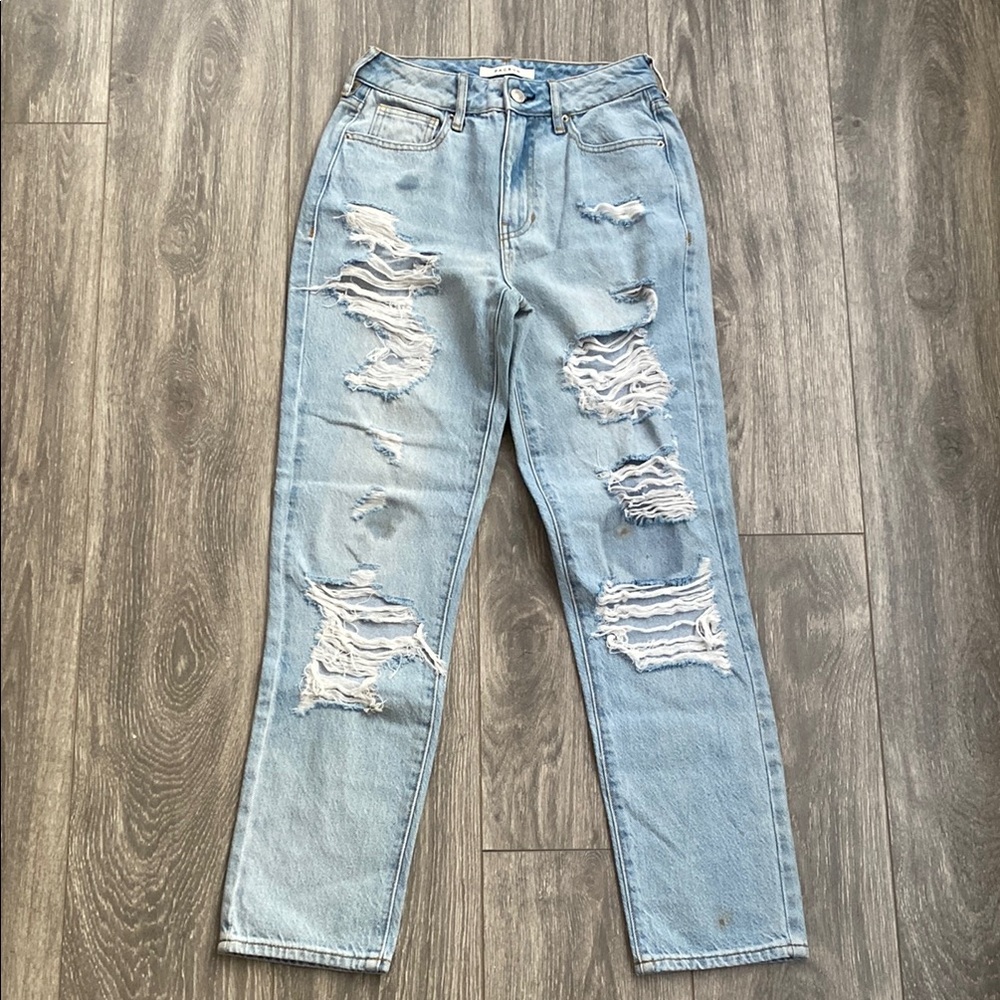 PacSun - High Rise Distressed Lightwash Mom Jeans - Size 23